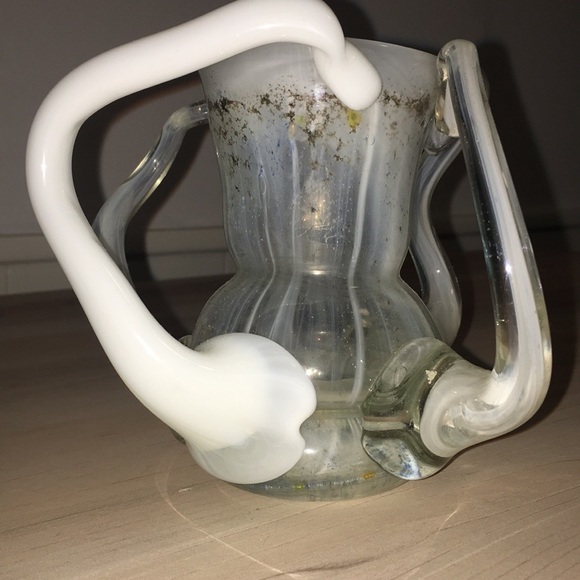 5” tall Handblown vintage one-of-a-kind white milky clear metal fleck heavy vase - Picture 9 of 17